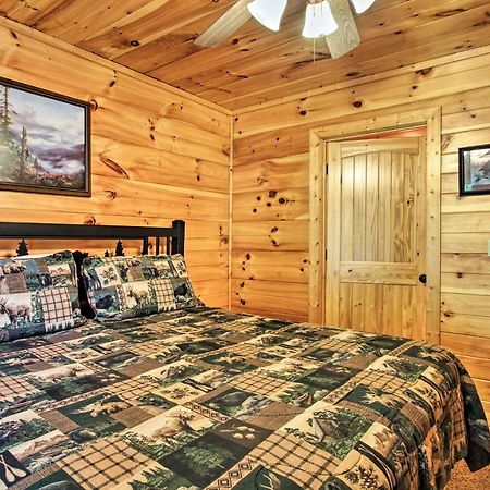 Expansive Gatlinburg Cabin Hot Tub, Deck And Grill! Bagian luar foto