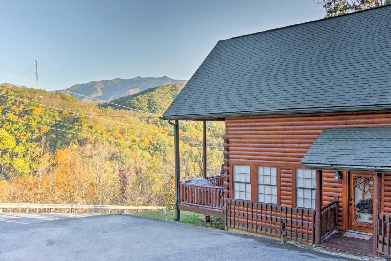 Expansive Gatlinburg Cabin Hot Tub, Deck And Grill! Bagian luar foto